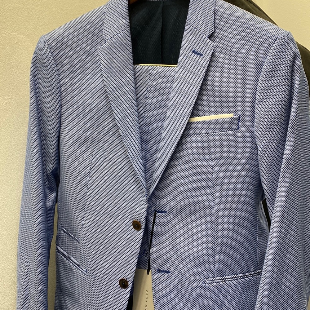 Brand New Men Zara Blue Textured Suit Size 40 Jacket and Size 31 Pants!